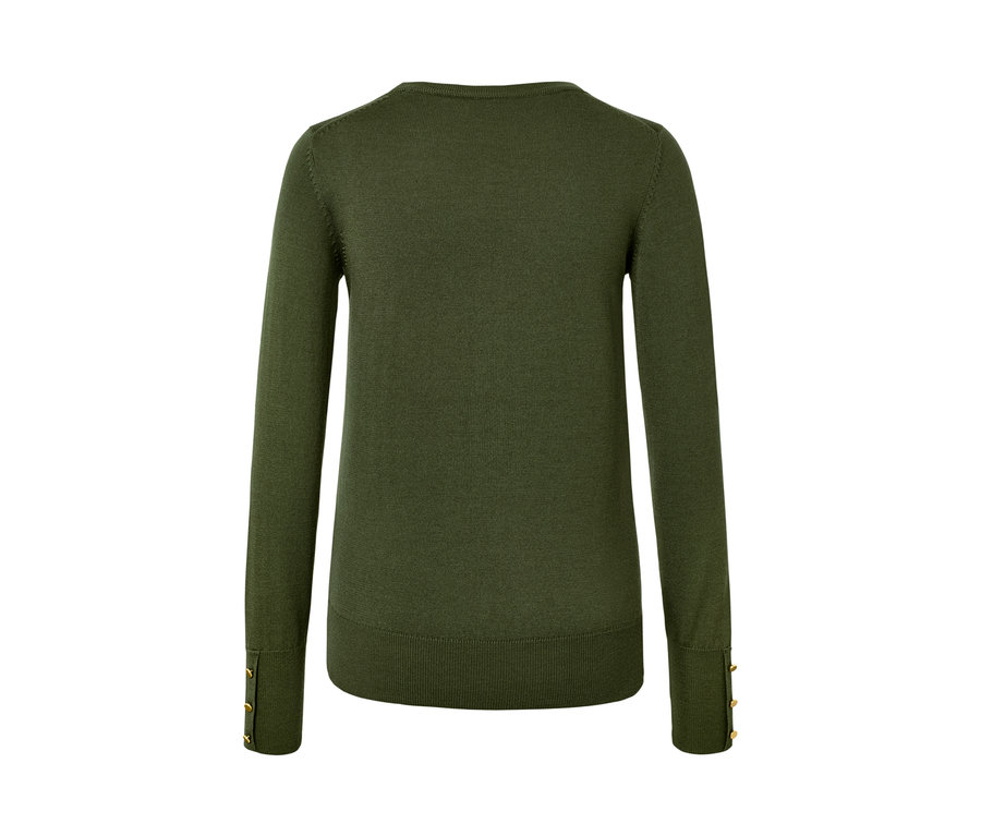 Rückansicht eines grünen Feinstrickpullovers mit Merinowolle.