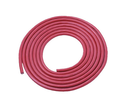 Eine aufgerollte rote Schlauchleitung auf einem weißen Hintergrund.