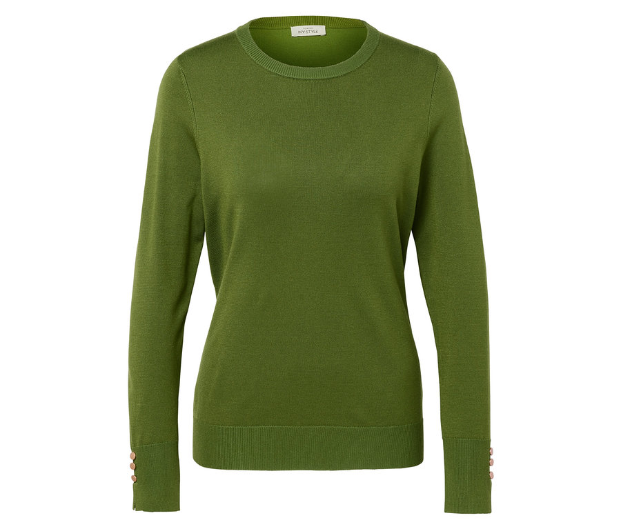 Grüner Langarmpullover mit Knöpfen an den Manschetten.