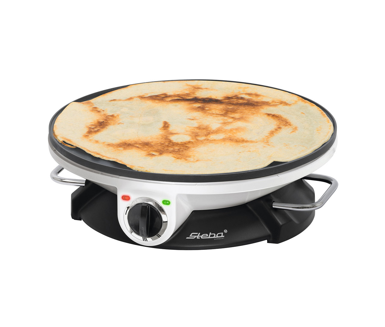 Ein Crêpe wird auf dem Steba-Crêpes-Maker »CR 32« gebacken.