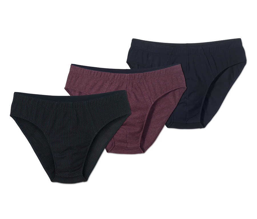 Drei Slips sind auf dem Bild zu sehen.