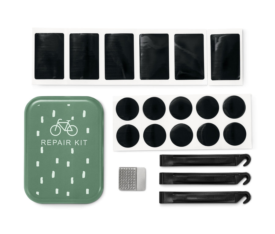 Fahrradreparatur-Set mit Flicken, Reifenpflaster und Reifenhebern.