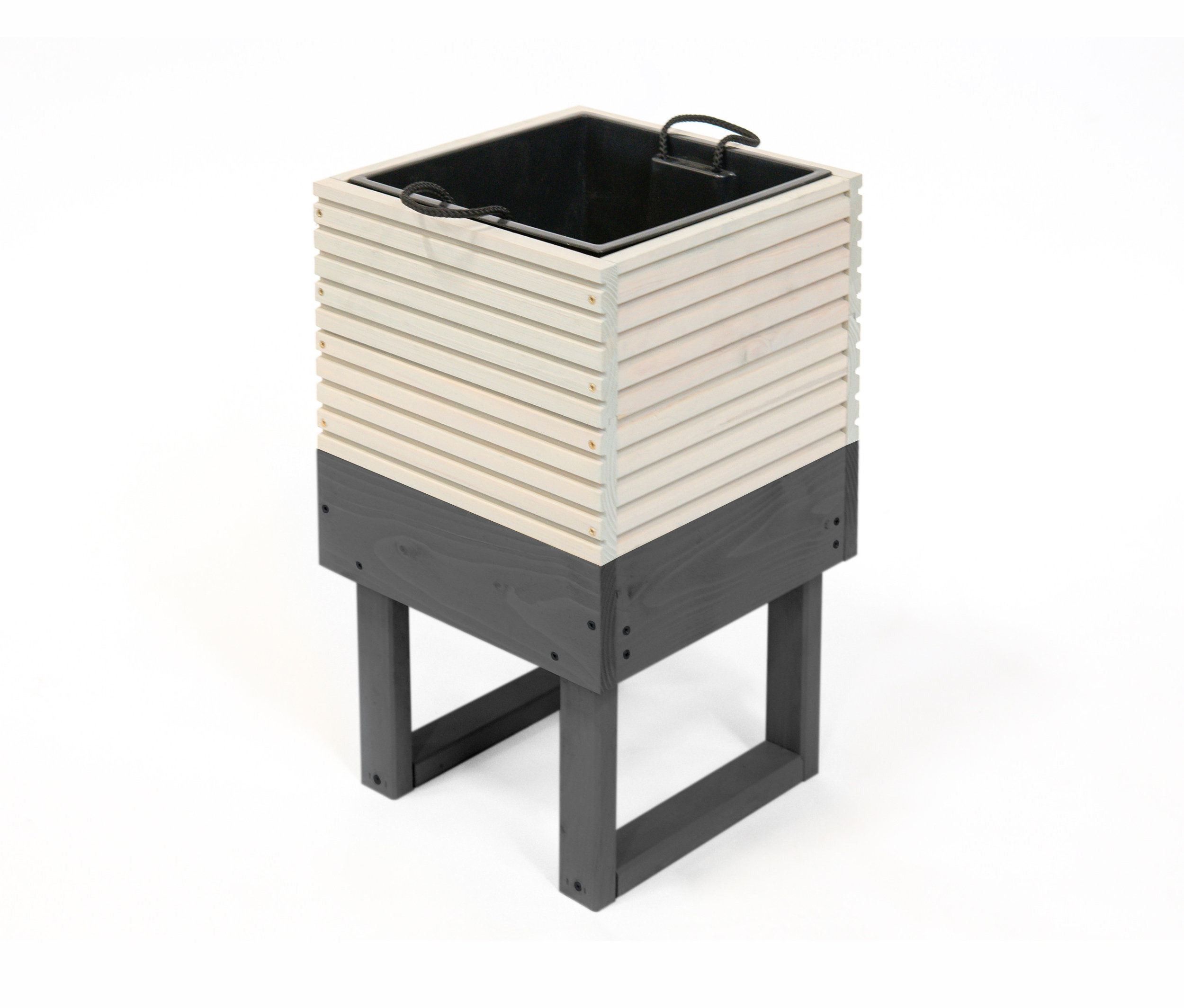 Pflanztopf mit Gestell, ca. 33 x 33 cm.