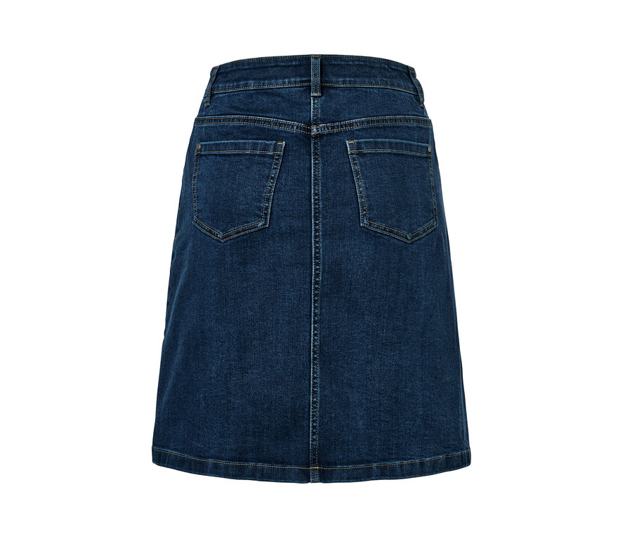 Detailansicht eines Jeansrocks.
