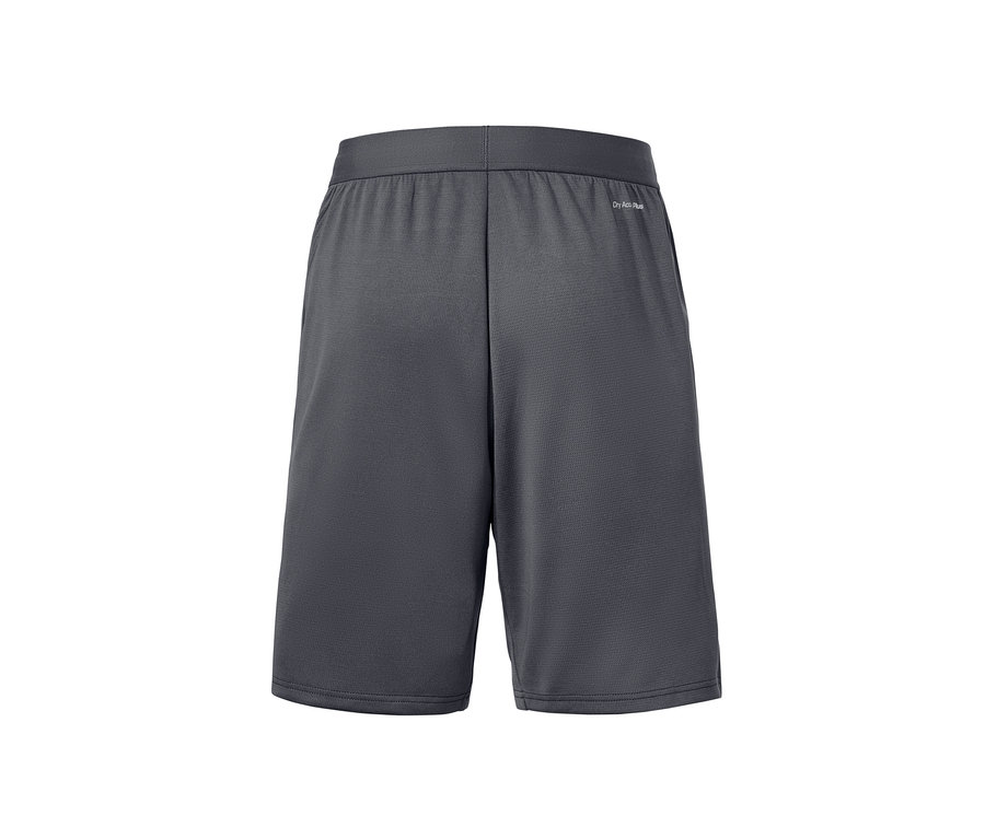 Graue Sportshorts.