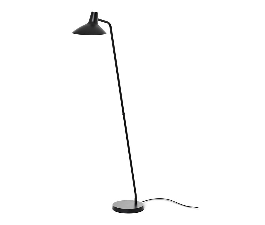 Schwarze Nordlux-Stehleuchte »Darci« mit rundem Fuß und kegelförmigem Schirm.
