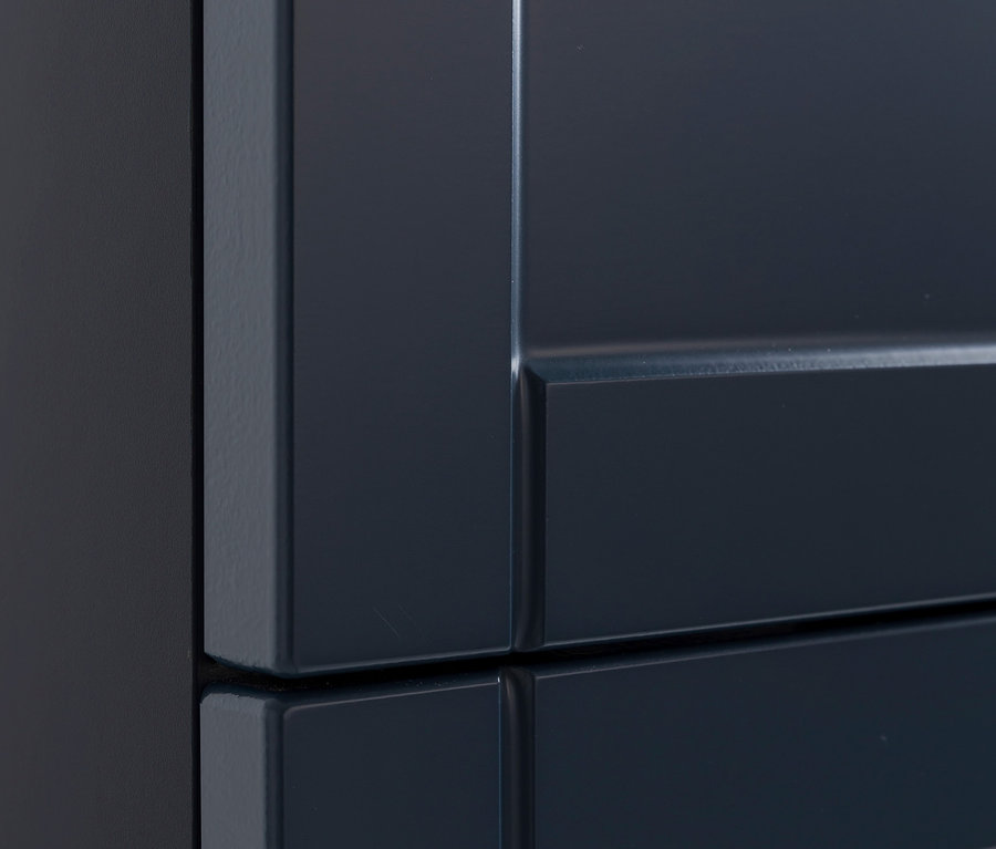 Detailaufnahme von blauen Jesper Badmöbeln.