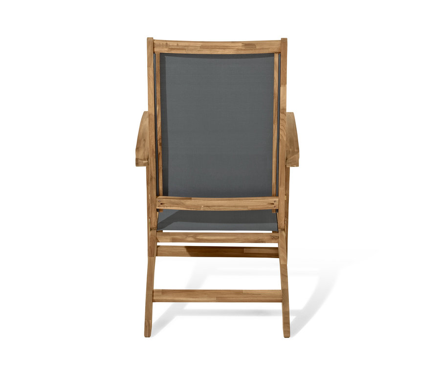 Rückansicht des Deckchairs »Lenja« mit ausziehbarer Fußlehne. Der Liegestuhl hat einen grauen Stoff und einen Holzrahmen.