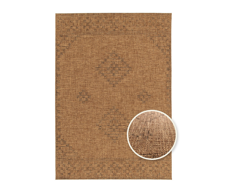 Nahaufnahme eines braunen Teppichs »Roy« im Antik-Look mit Detailansicht der Textur.