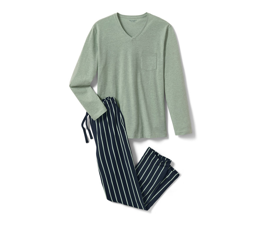 Ein grüner Pyjama mit langen Ärmeln und eine blaue, gestreifte Hose.