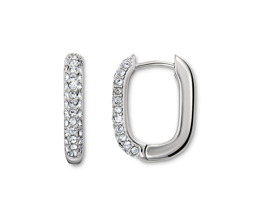 Zwei silberne Creolen Iconic mit Kristallbesatz liegen nebeneinander auf einem weißen Hintergrund.