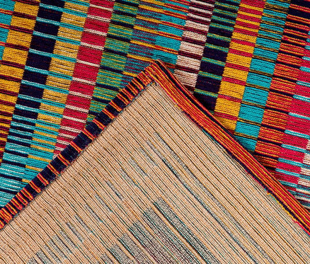 Detailansicht eines mehrfarbigen Kayoom Kurzflorteppichs »Primavera 125«.