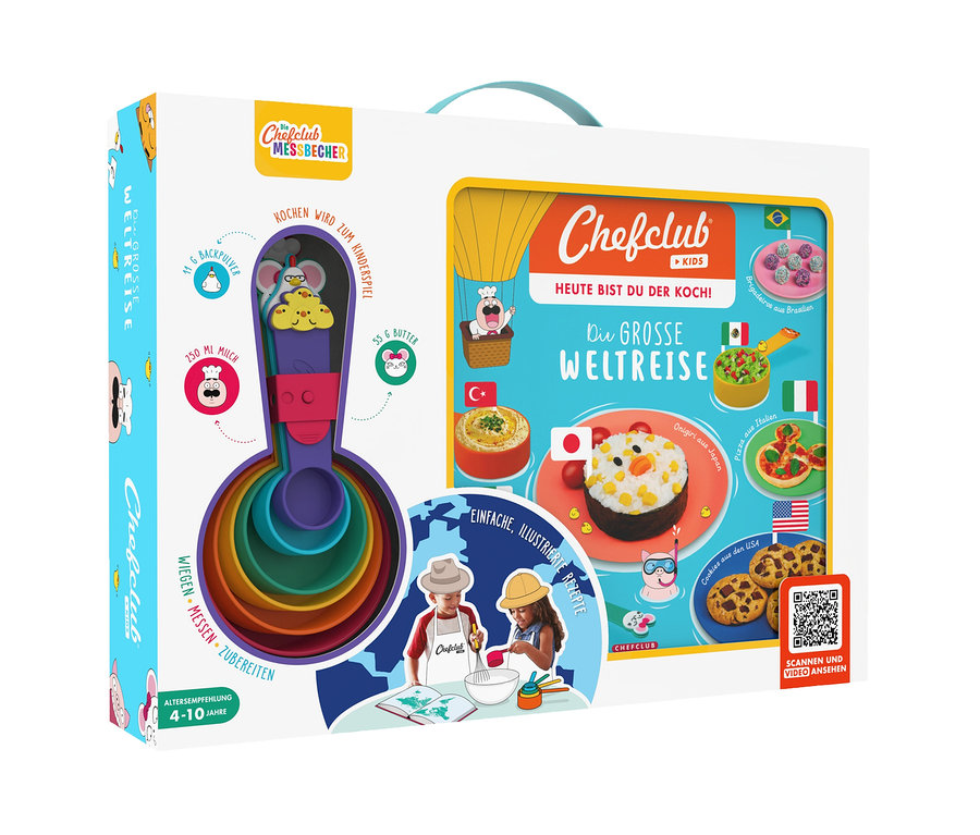 Eine Packung des Chefclub Koch-Sets mit Messbechern und Abbildungen von Gerichten aus verschiedenen Ländern.