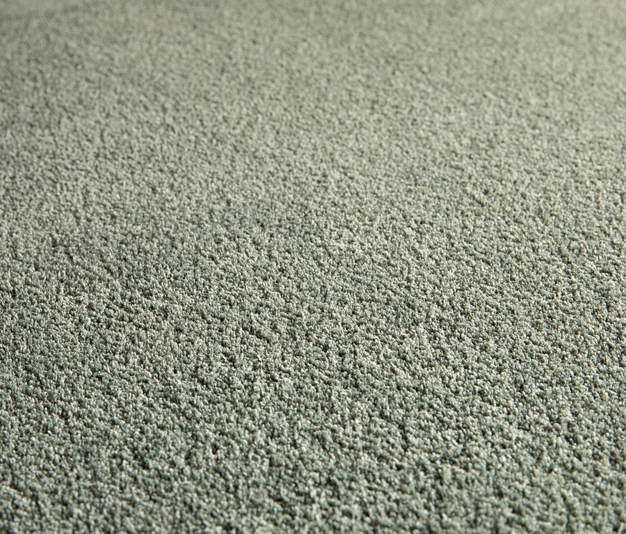 Nahaufnahme des grünen Teppichs »Mellow«, ca. 60 x 115 cm.