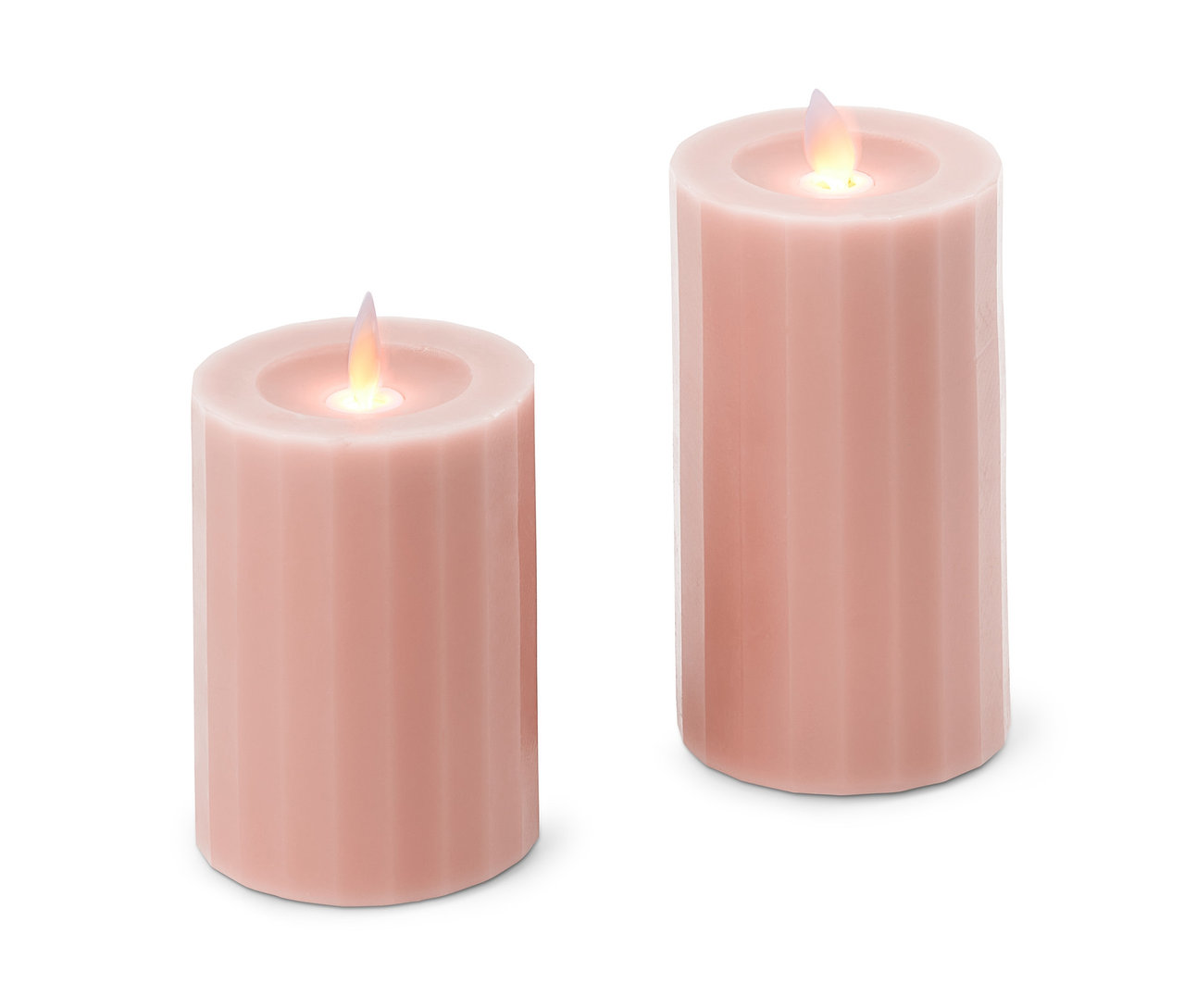 Zwei LED-Echtwachskerzen.