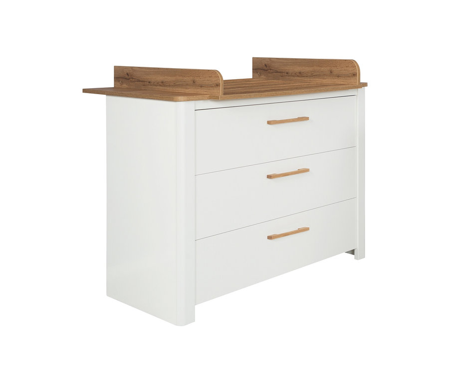 Weiße roba Wickelkommode »Ava« mit drei Schubladen und brauner Oberplatte.