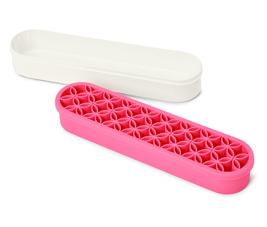 Ein pinkfarbener Mehrzweck-Organizer mit Blumenmuster neben einem weißen Mehrzweck-Organizer.