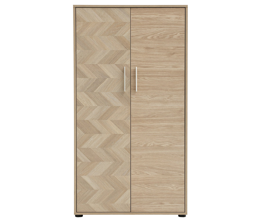 Ein heller Holzschrank mit zwei Türen, die linke mit Fischgrätenmuster, die rechte mit horizontaler Maserung.
