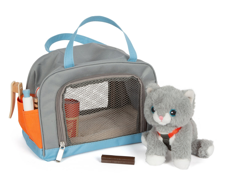 Graue Tasche mit blauen Details und small foot Katze mit Tasche und Pflege-Set.