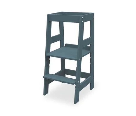 Blau lackierter Pinolino Lernturm »Fino«.
