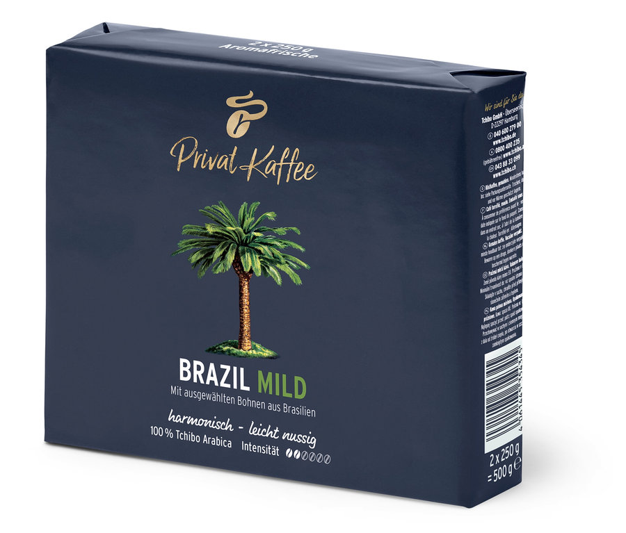 Eine Packung Privat Kaffee Brazil Mild mit einer Abbildung einer Palme.