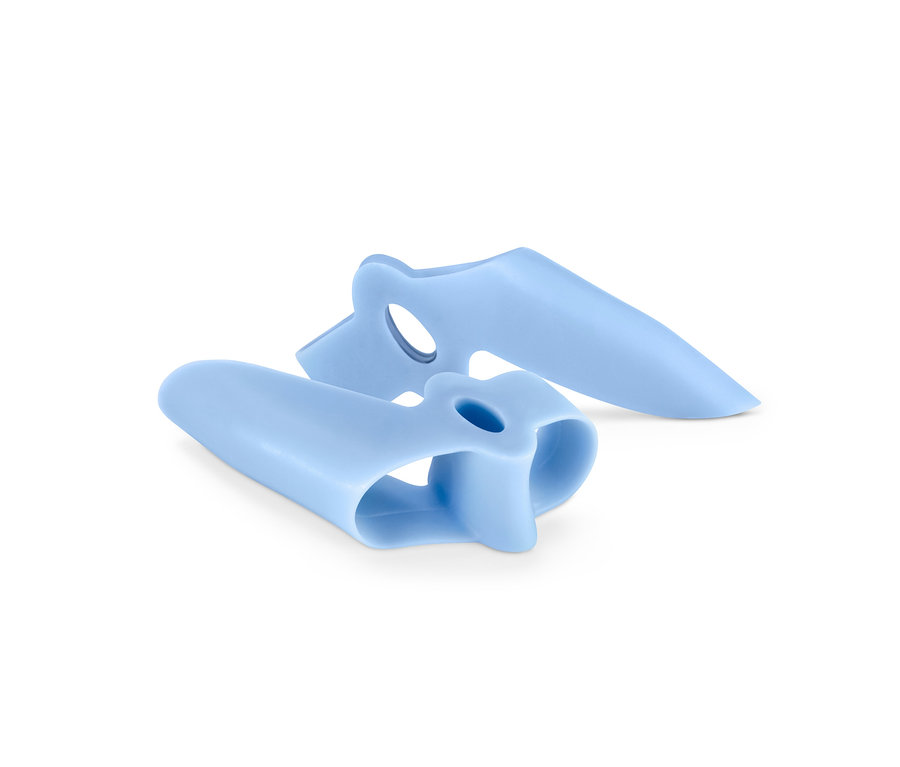 Zwei hellblaue Hallux-Valgus-Schutz.