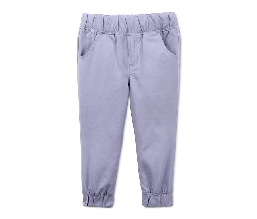 Eine hellviolette Schlupfhose auf weißem Hintergrund.