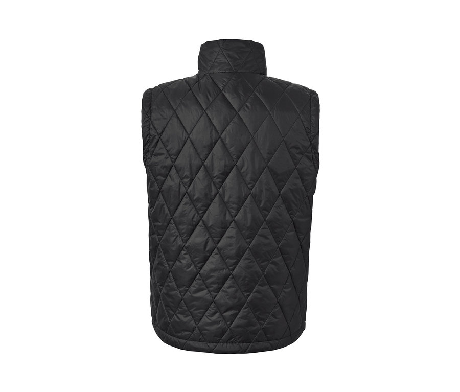 Detailansicht der Rückseite einer schwarzen 3-in-1-Outdoorjacke mit Rautensteppung.