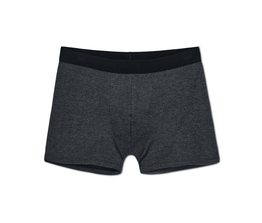 Ein Paar graue Slipboxer mit Modal.