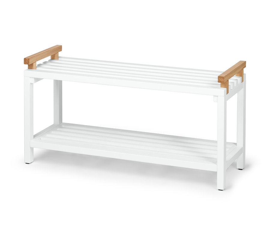 Weißes Schuhregal mit Sitzgelegenheit aus FSC®-zertifiziertem Holz.
