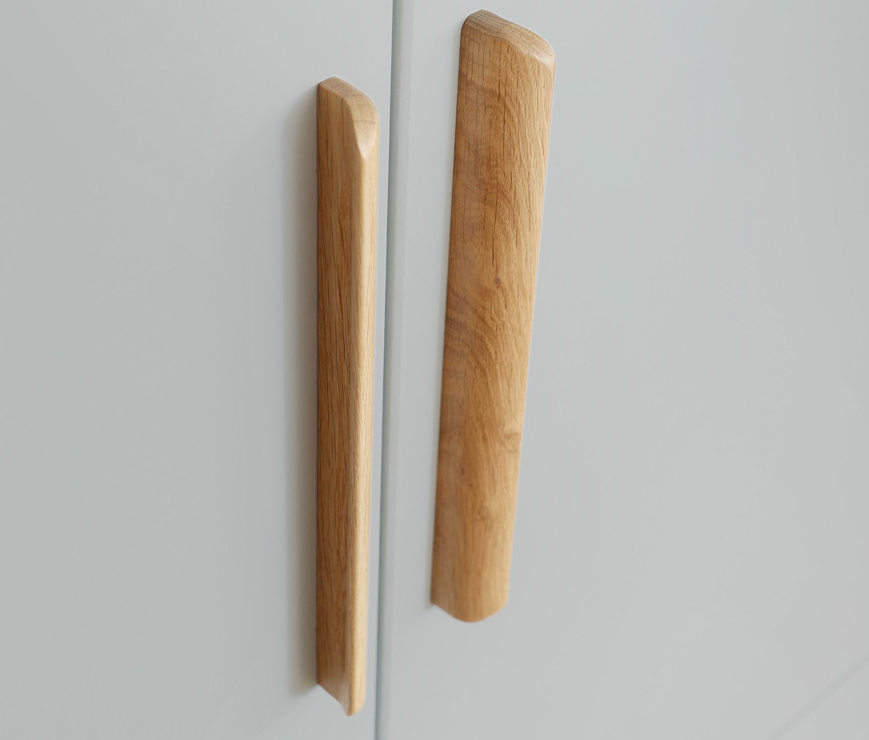 Thumbnail - rauch Drehtürenschrank "Skandi" 5-türig - 226x54x210cm - braun - Holz