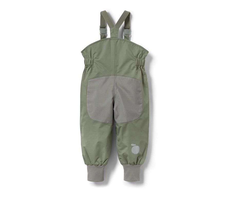 Grüne Kleinkind-Regenhose mit Latz und grauem Einsatz am Gesäß.