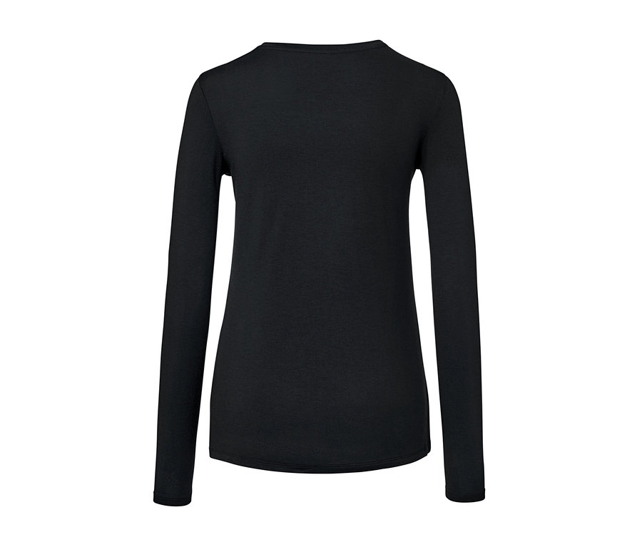 Schwarzes Thermo-Langarmshirt.