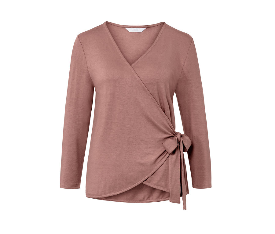 Rosa Langarm-Wickeloberteil mit seitlicher Schleife.