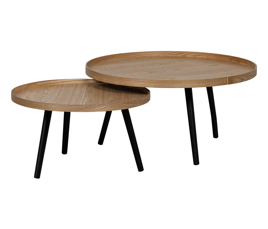 Zwei Woood Mesa XL Beistelltische aus Naturholz mit schwarzen Beinen.