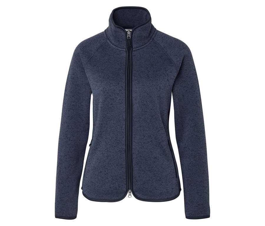 Eine dunkelblaue, melierte Fleecejacke mit durchgehendem Reißverschluss, Stehkragen und zwei Reißverschlusstaschen an den Seiten. Dunkelblaue Zierleisten akzentuieren die Ränder.