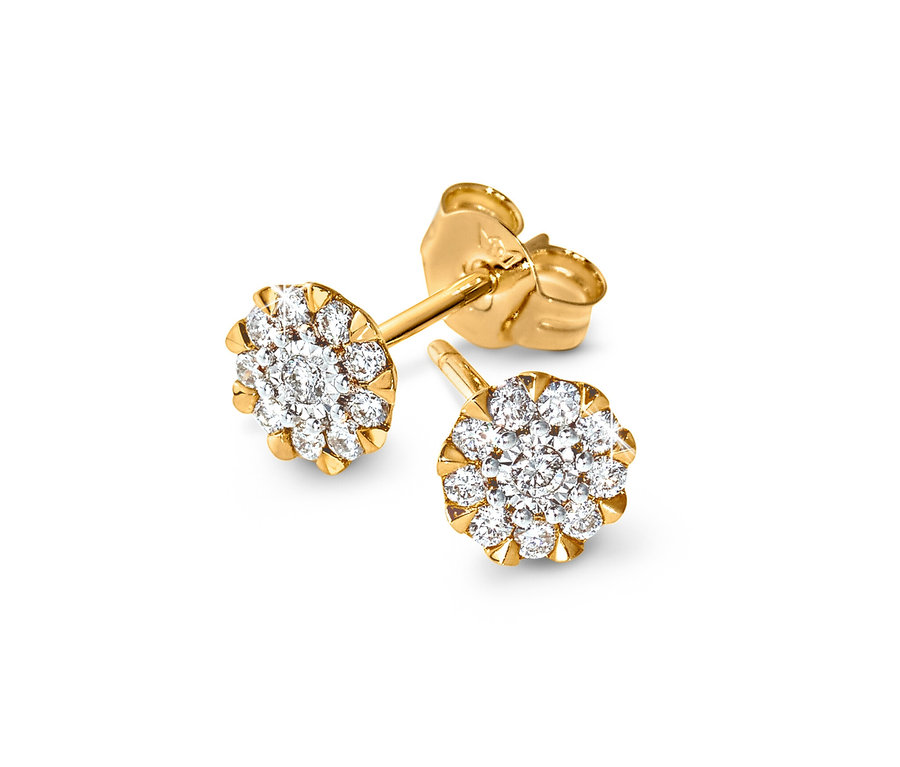 Zwei 585 Gold Ohrstecker Diamanten auf weißem Hintergrund.