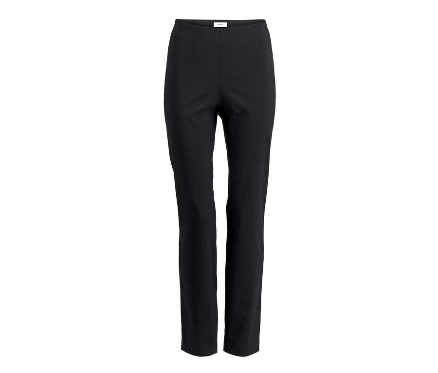 Eine knöchellange Stretchhose.