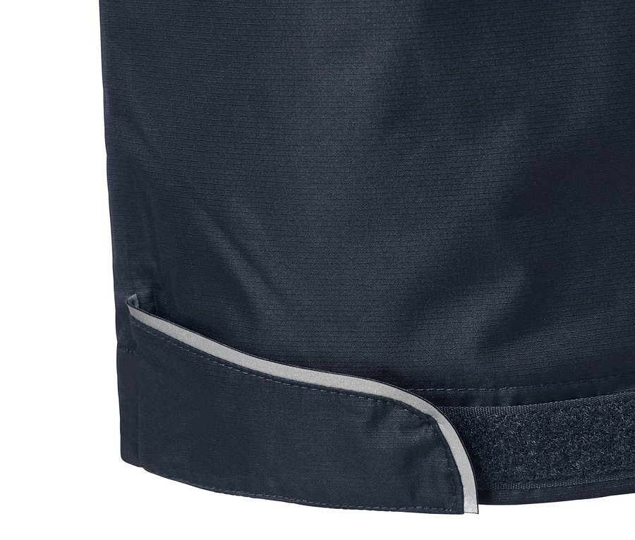 Detailaufnahme einer Unisex-Regenhose.