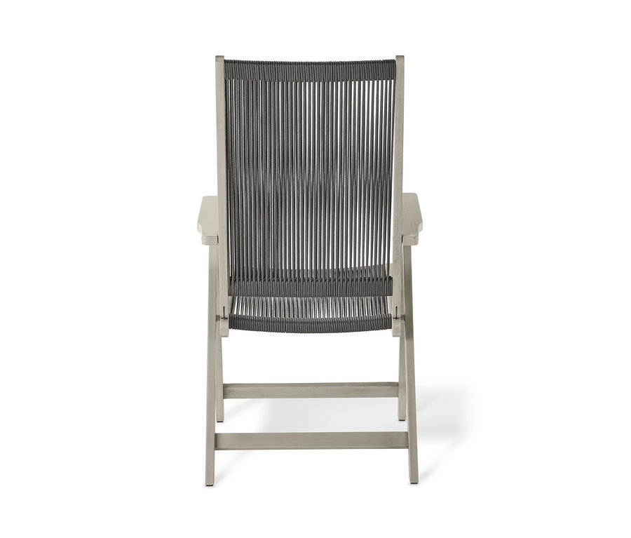 Detailansicht eines Esszimmerstuhls aus dem Dining-Set »Leira«.