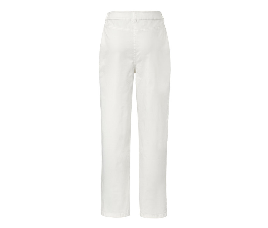 Rückansicht einer weissen Jeans.