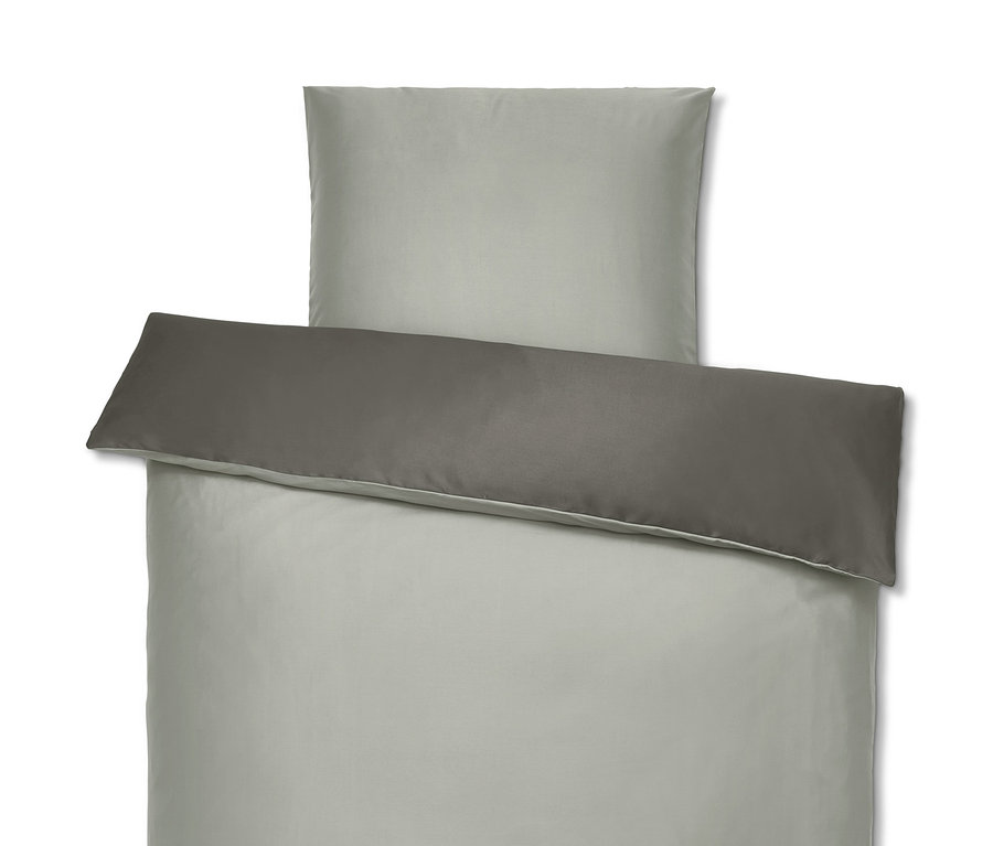 Hellgraue TENCEL™-Baumwoll-Bettwäsche in Normalgröße mit dunkelgrauem Rand.