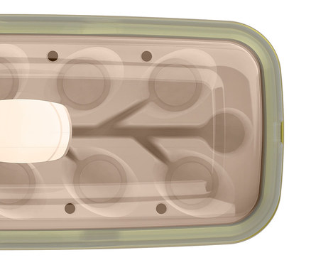 Detailansicht des Smart-Indoorgarten-Sets.