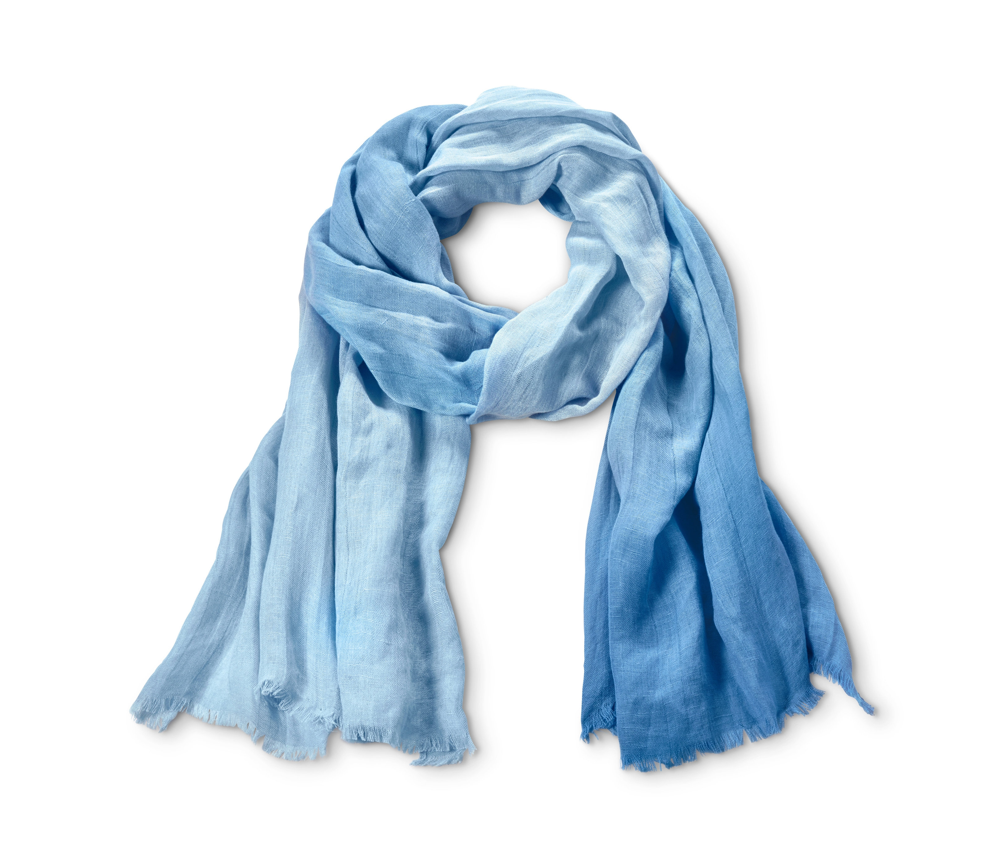 Blauer Webschal mit Ombré-Effekt.