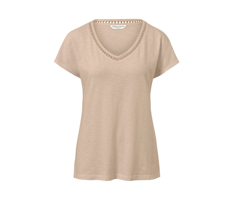Beiges Shirt mit Crochet-Tape.