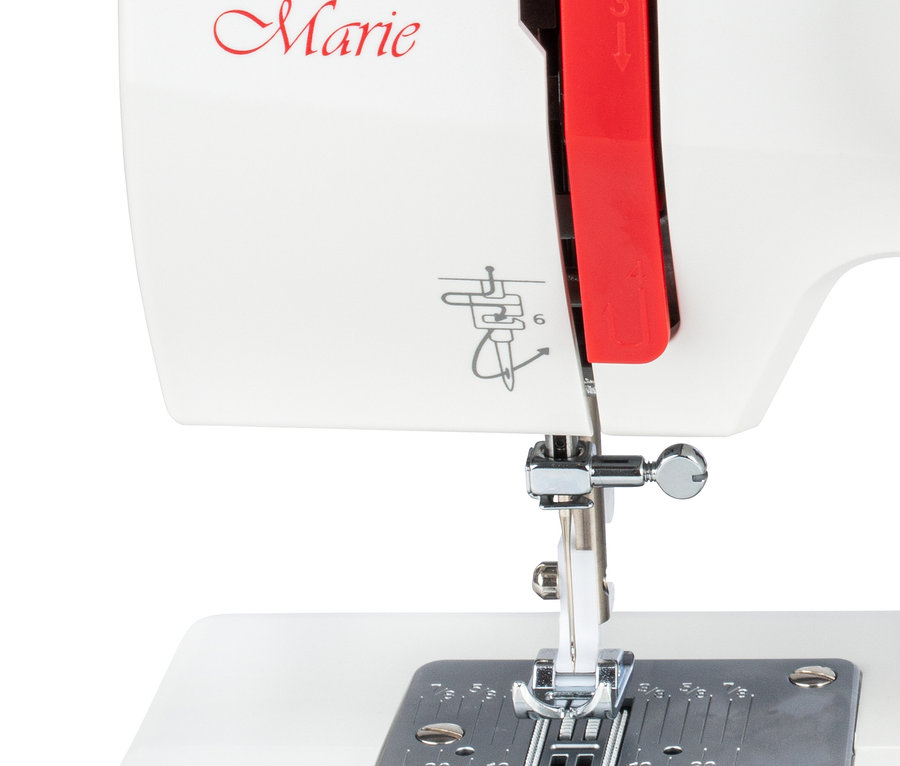 Detailaufnahme der Nähmaschine »MARIE«.