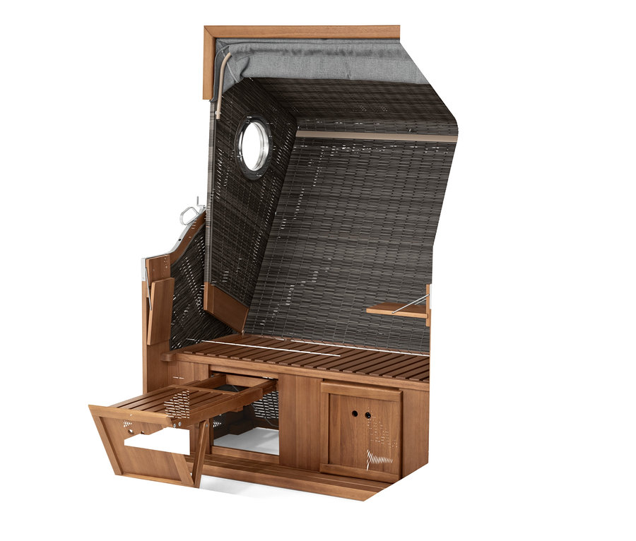 Detailansicht eines Premium-Strandkorbs XL mit 2 Ausklapptischen, wobei ein Tisch ausgeklappt ist.
