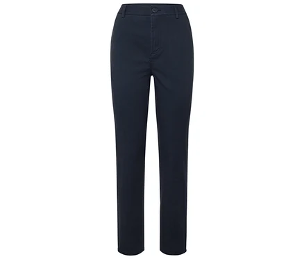 Dunkelblaue Hose mit Knopf.