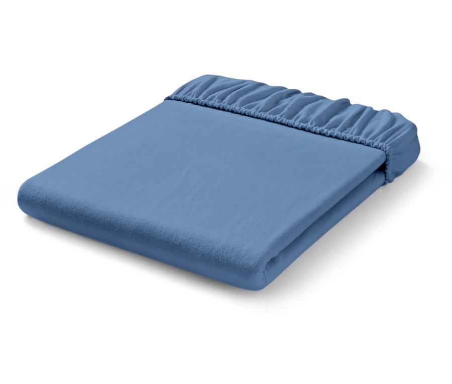 Gefaltetes hellblaues Spannbettlaken mit elastischen Ecken.