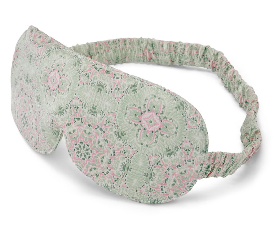 Schlafmaske mit Muster.